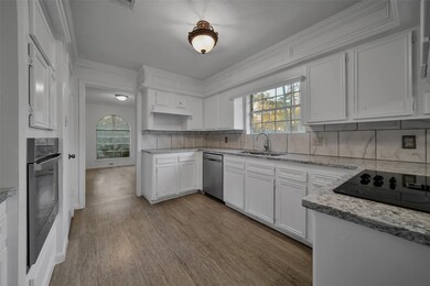 14930 Oak Bluff Ct, Houston, TX 77070 - photo 6