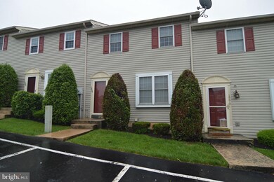 1268 Fredrick Blvd, Reading, PA 19605 - photo 4