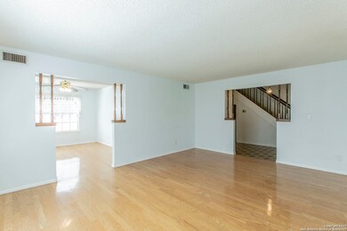 11112 Javalin Trail, Helotes, TX 78023 - photo 4