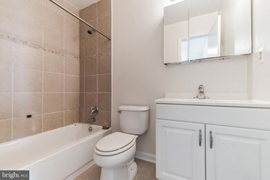 6005 Sweet Dale Ct, Springfield, VA 22152 - photo 6