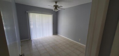 61 Coventry C, West Palm Beach, FL 33417 - photo 3