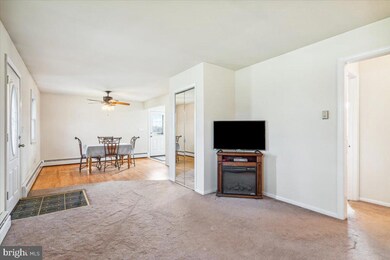 675 Cornett Rd, Sykesville, MD 21784 - photo 6