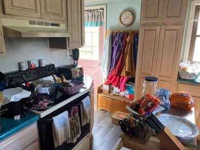 704 Phillip St, Auburn, IN 46706 - photo 6