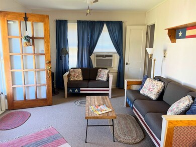 214 James Ave, Waynesboro, VA 22980 - photo 2