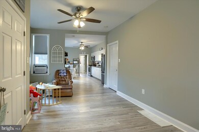 129 N 5th St, Columbia, PA 17512 - photo 5