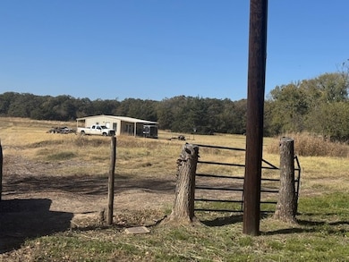 500 N Hovey St, Chico, TX 76431 - photo 3
