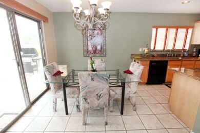Eat In Kitchen
