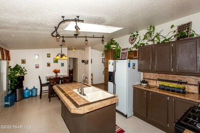 24850 N Catalina St, Paulden, AZ 86334 - photo 7