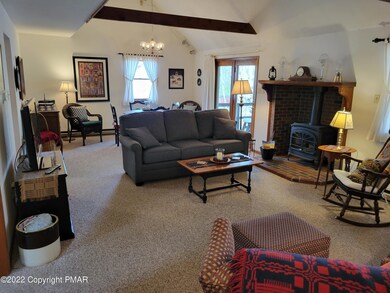 79 Honeysuckle Dr, Jim Thorpe, PA 18229 - photo 3