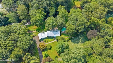 31 Riverfield Dr, Weston, CT 06883 - photo 2