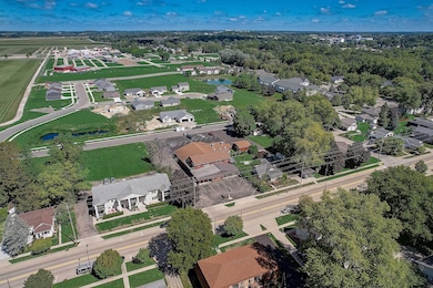 711 W Racine St, Jefferson, WI 53549 - photo 4