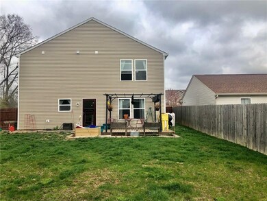 1399 Fiesta Dr, Franklin, IN 46131 - photo 2