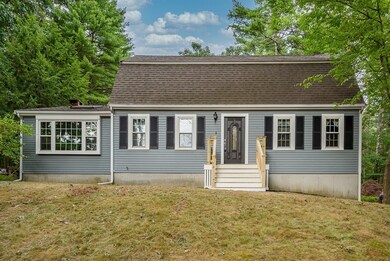 4 Spring St, Pembroke, MA 02359 - photo 2