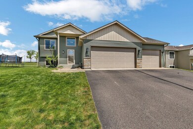 1761 34th St NE, Sauk Rapids, MN 56379 - photo 2