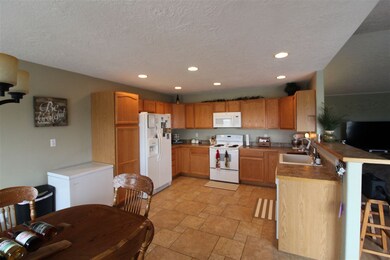 4101 Janice Ct, North Platte, NE 69101 - photo 5