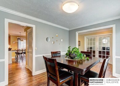 16927 Holmes Cir, Omaha, NE 68135 - photo 6