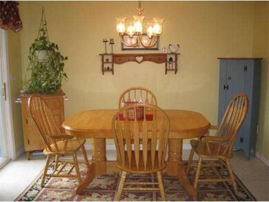 9 Emery St, Merrimac, MA 01860 - photo 4