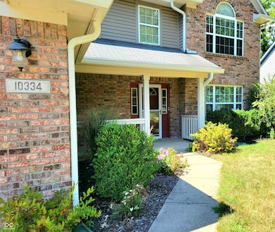 10334 Hillsborough Dr, Fishers, IN 46037 - photo 2