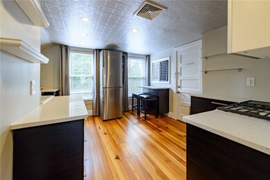 128 Warwick Ave, Cranston, RI 02905 - photo 4