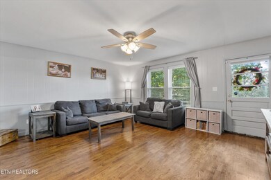 552 N Wright Rd, Alcoa, TN 37701 - photo 6