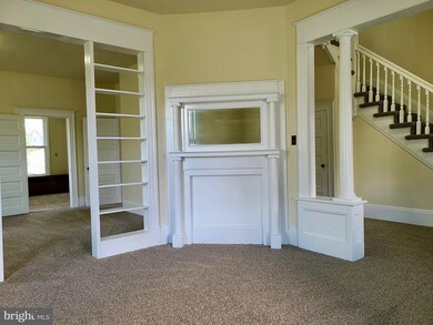 407 N Mildred St, Charles Town, WV 25414 - photo 6