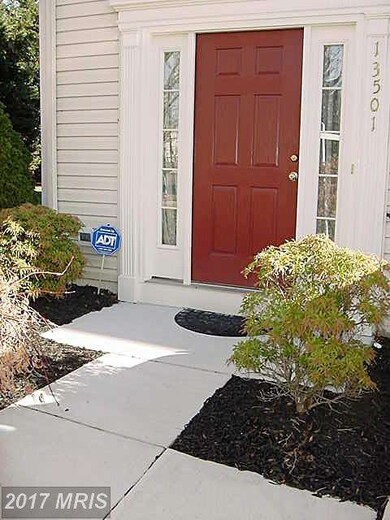 13501 Avonmore Dr, Herndon, VA 20171 - photo 2