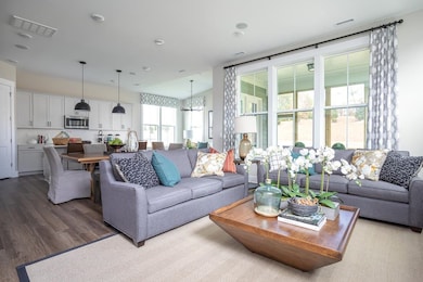 408 Palmer Pointe Way unit Lot 1917, Holly Springs, NC 27540 - photo 2