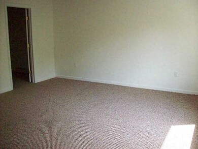 86 Waterman Ave, North Providence, RI 02911 - photo 3