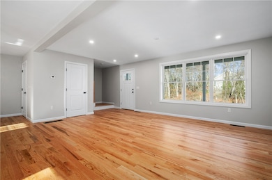 237 Congress St, Woonsocket, RI 02895 - photo 7