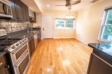 44 Vernon St unit 4, Waltham, MA 02453 - photo 2