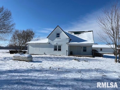 5757 N 300th St, Casey, IL 62420 - photo 2