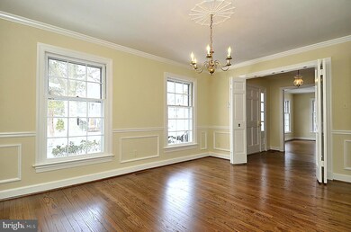 11031 Ardwick Dr, Rockville, MD 20852 - photo 7