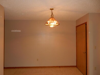 2606 9th Ave S, Grand Forks, ND 58201 - photo 4
