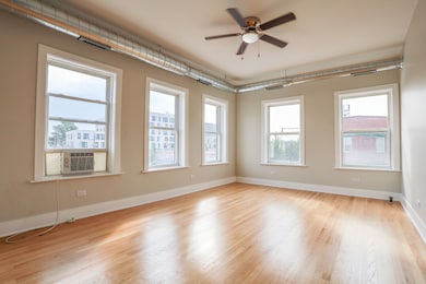 2712 N Milwaukee Ave unit 210, Chicago, IL 60647 - photo 4