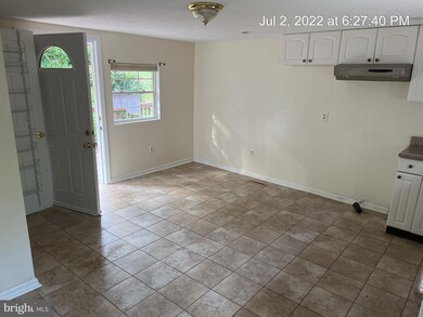 430 Worlds End Ln, Linden, VA 22642 - photo 2