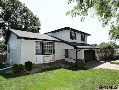 4921 S 95th Ave, Omaha, NE 68127 - photo 2