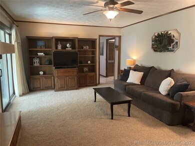1505 N Choctaw Ave, Claremore, OK 74017 - photo 4