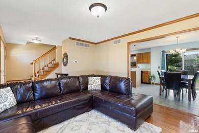 2351 W 61st St, Davenport, IA 52806 - photo 3