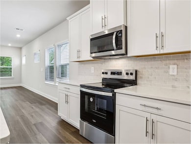 1231 Bluffton Cir, Clarksville, TN 37043 - photo 3