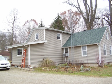 7781 W Hagar Shore Rd, Coloma, MI 49038 - photo 2