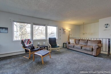 Bench Court LR 3