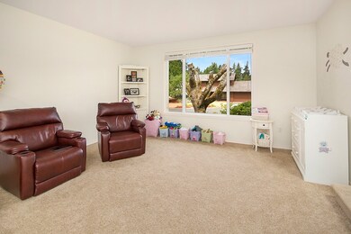 8515 SE 72nd St, Mercer Island, WA 98040 - photo 3