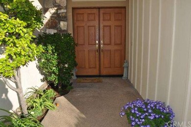 Inviting double door entry