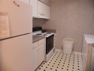 850 Mallery St *Furnished* unit E-8, Saint Simons Island, GA 31522 - photo 5