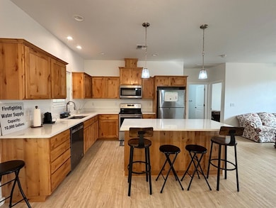 4059 Fern Valley Rd, Phoenix, OR 97535 - photo 5