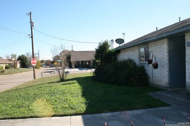 409 Buttercup, New Braunfels, TX 78130 - photo 3