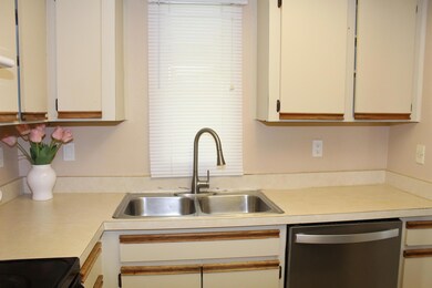 1512 SE Royal Green Cir unit H-202, Port Saint Lucie, FL 34952 - photo 5