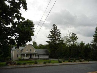 122 Malden St, Worcester, MA 01606 - photo 2