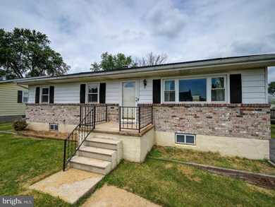 2908 Vermont Ave, Halethorpe, MD 21227 - photo 2