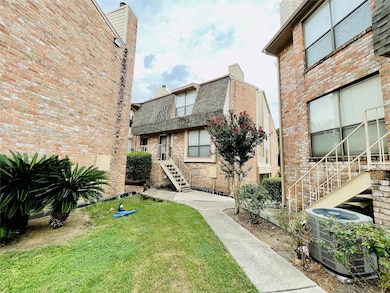 2103 Place Rebecca Ln unit D1, Houston, TX 77090 - photo 4